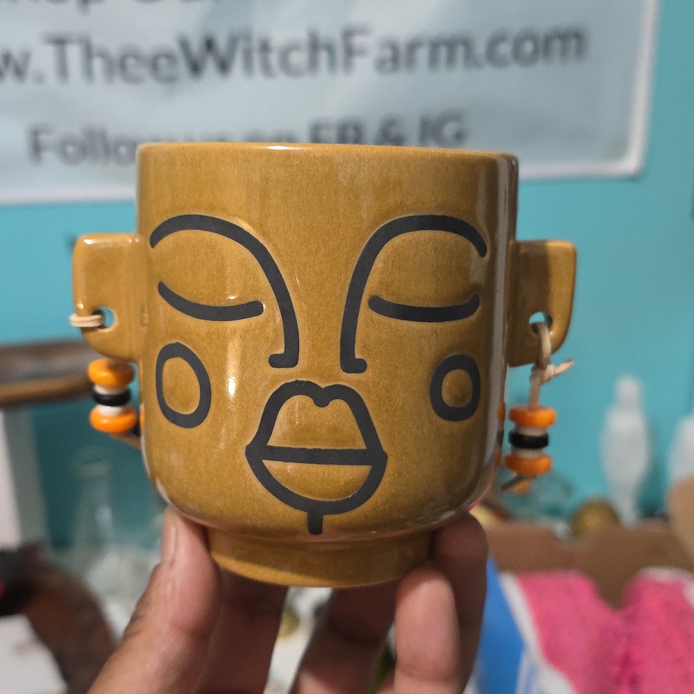 PLANTER